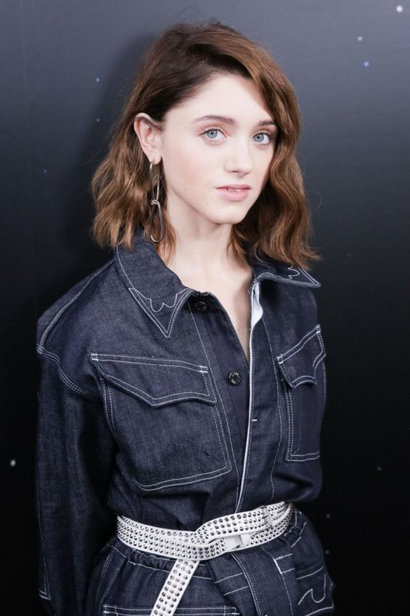 fashion model, fashion week, natalia dyer