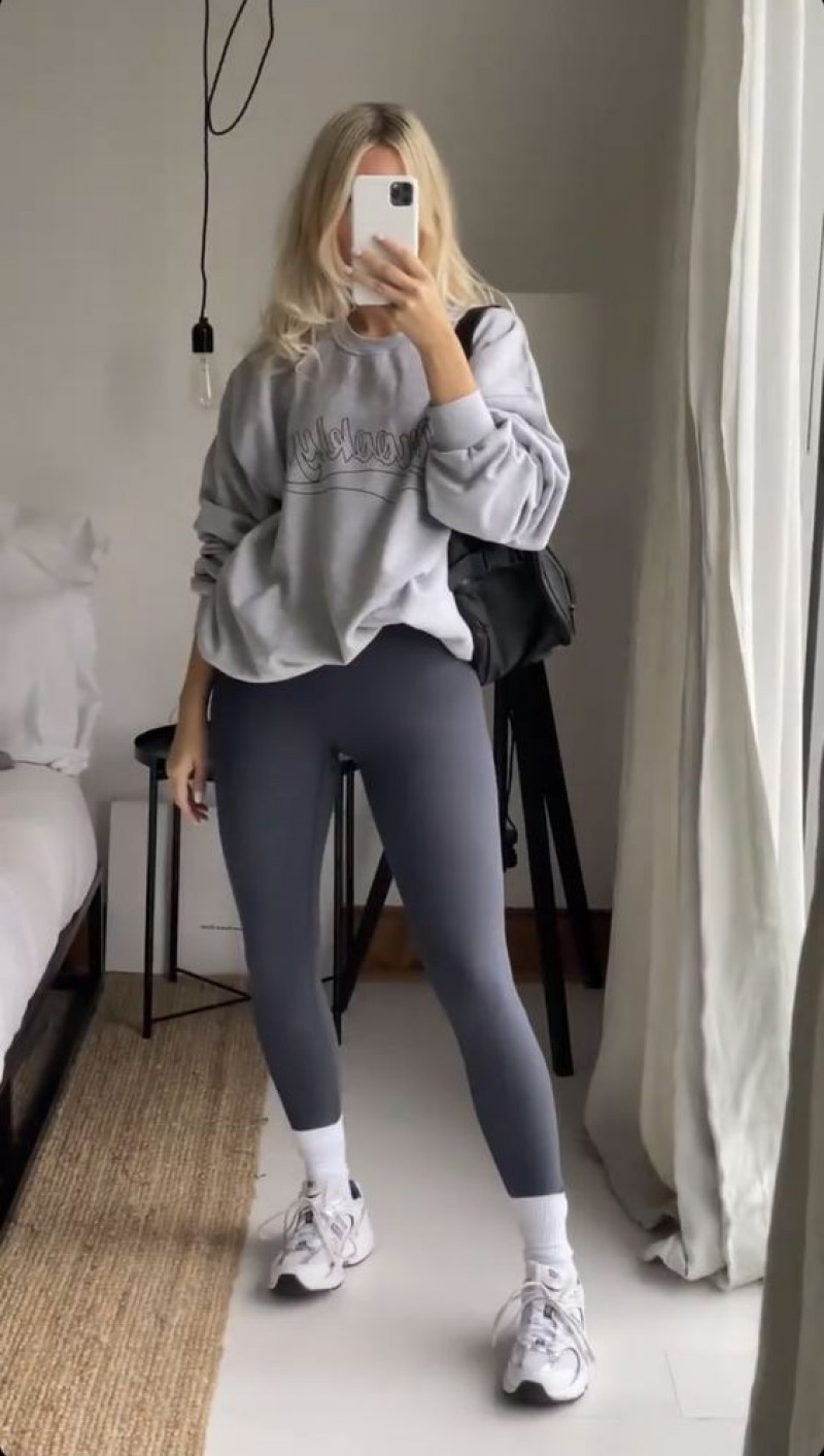 Grey legging outfits 2023