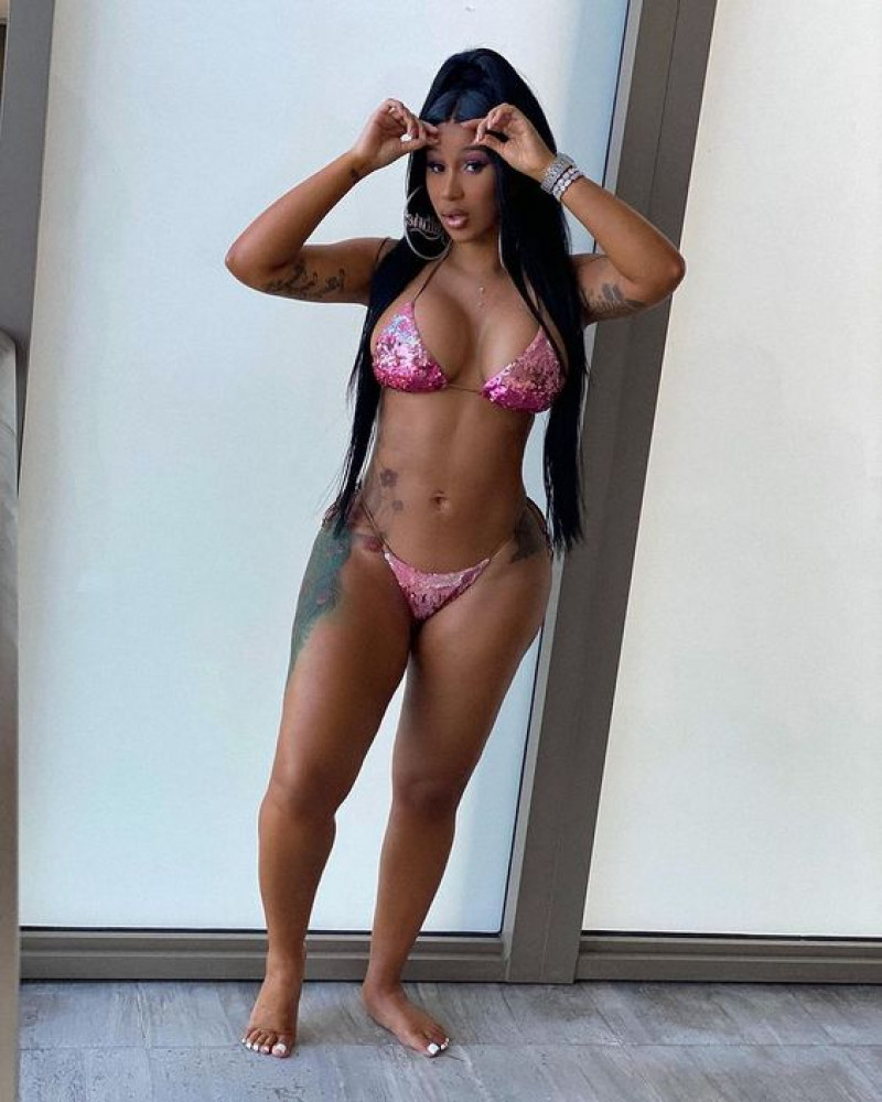 Cardi B Legs