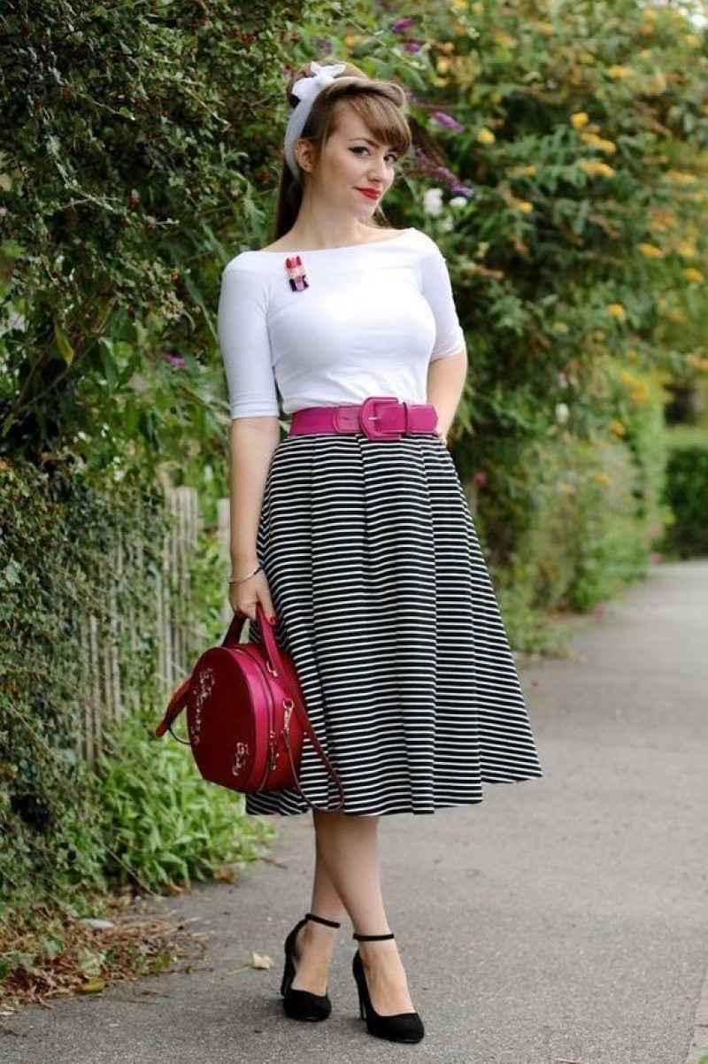 Retro Outfit for Women