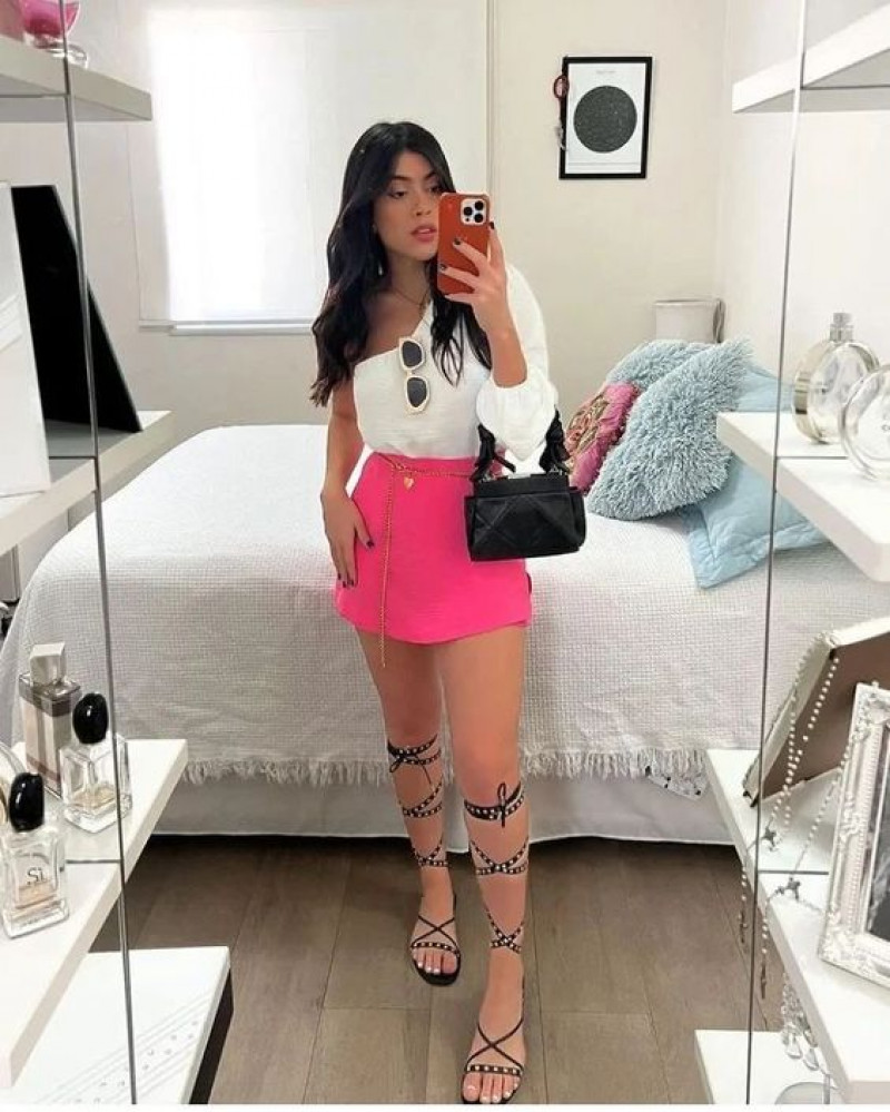thigh, pink pencil and straight skirt skirt, white crop top, black formal sandal