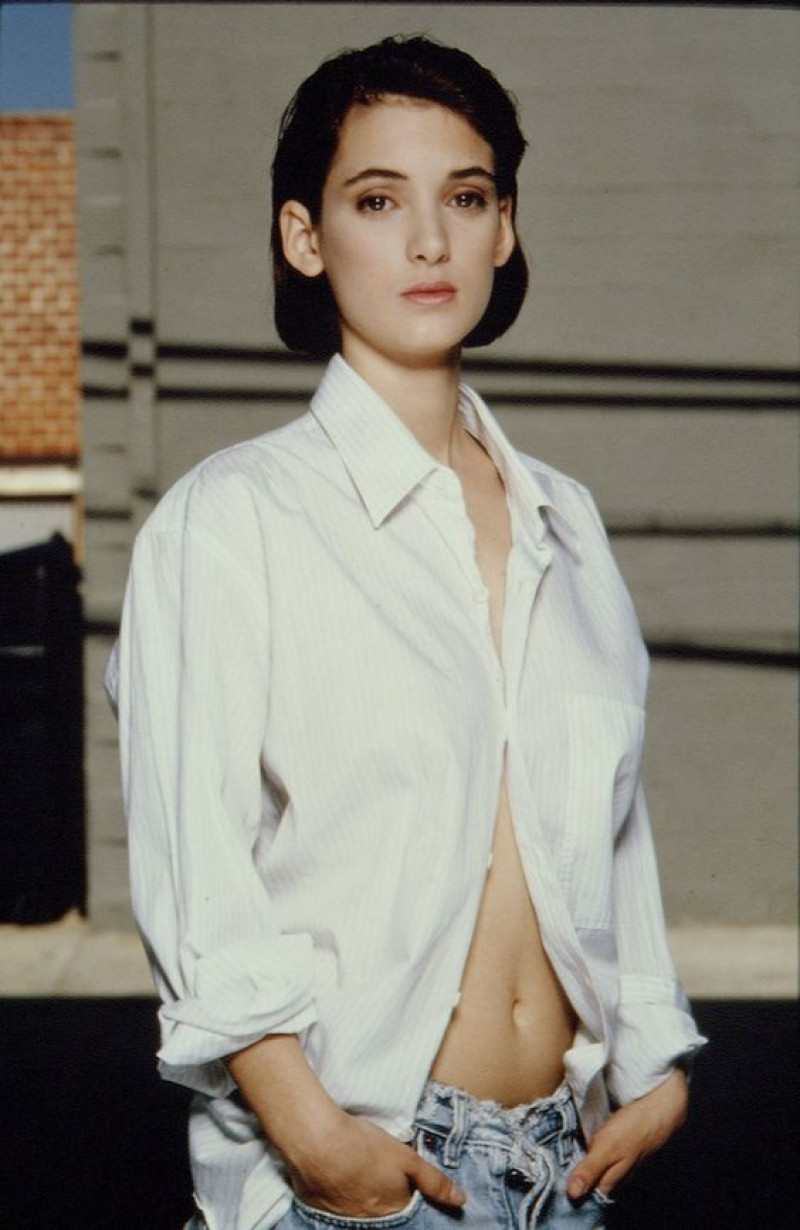 winona ryder belly button, winona ryder, white casual jacket