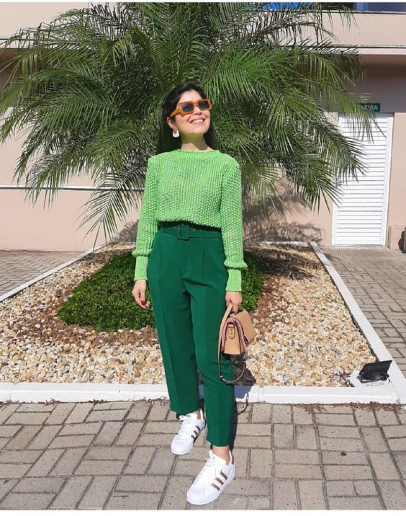 sharp green Square Pants