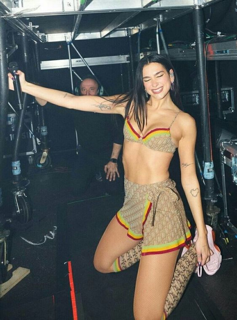 Amazing Dua Lipa