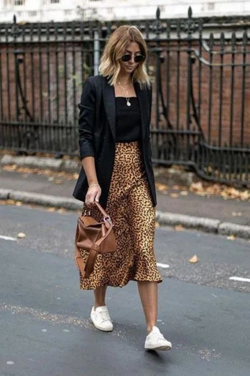 midi skirt and blazer, animal print, midi skirt, black suit jackets and tuxedo, white sneaker