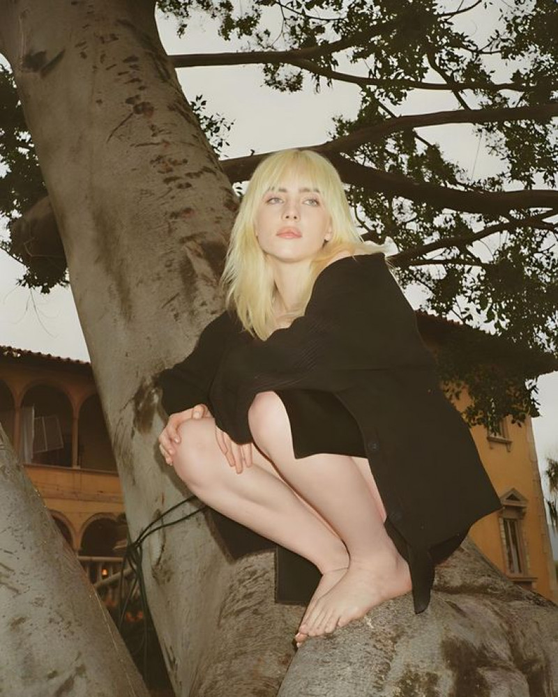 Billie Eilish Feet