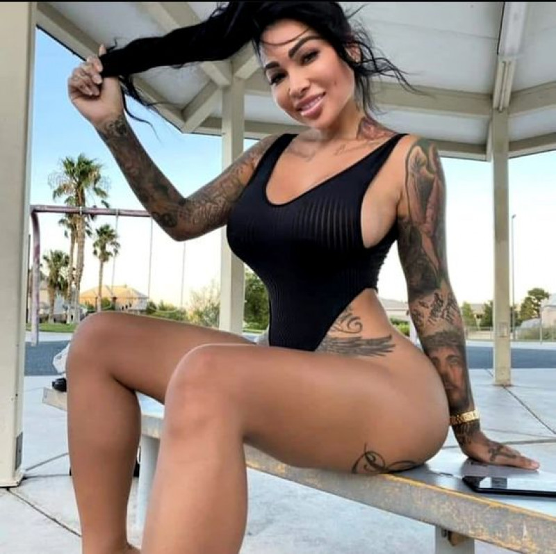 thigh, brittanya o'campo, black hair, long hair