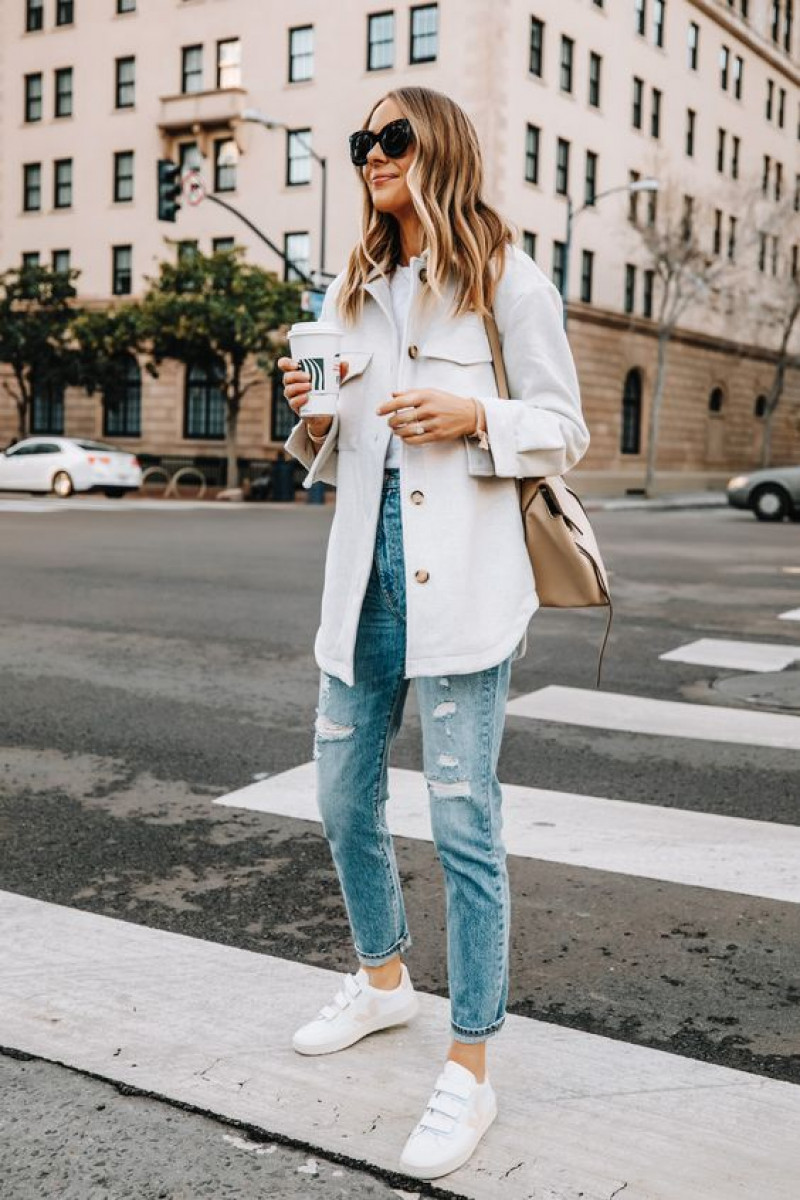 white wool coat, light blue casual trouser, white trainer, white sneaker