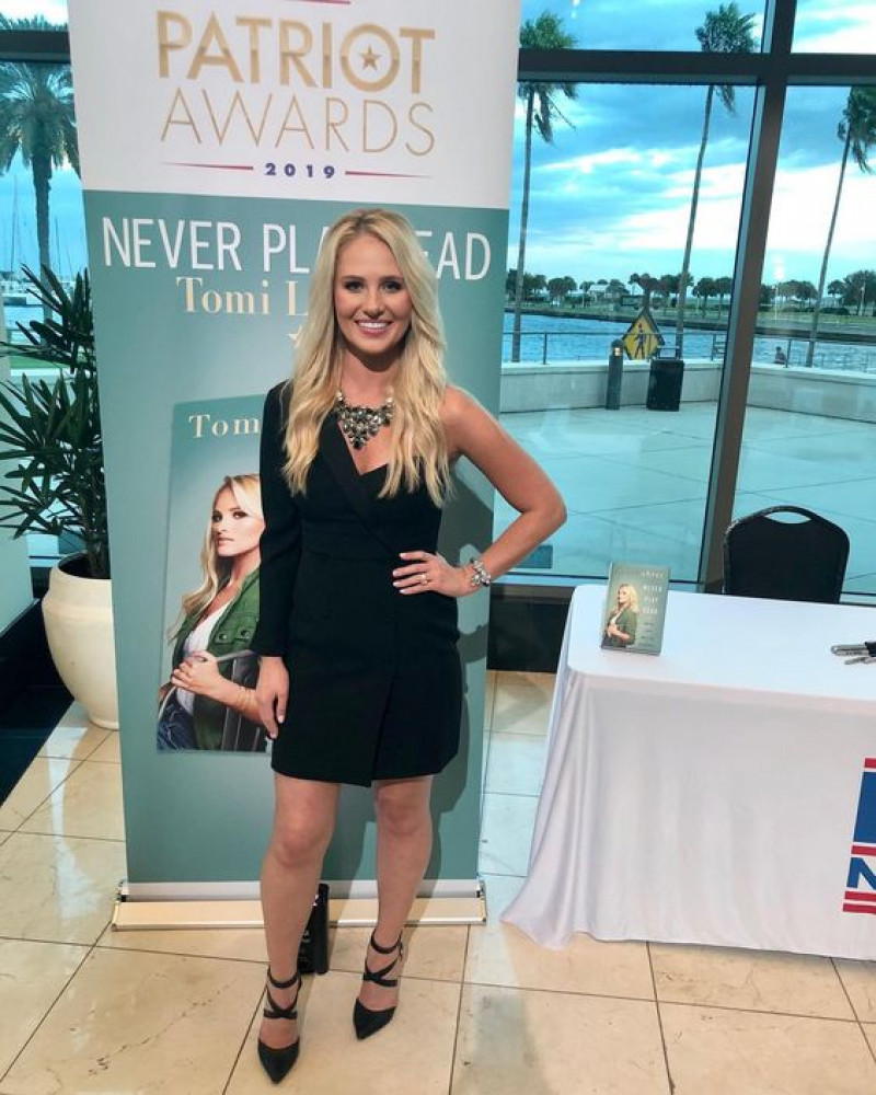Tomi Lahren Patriot Awards pictures