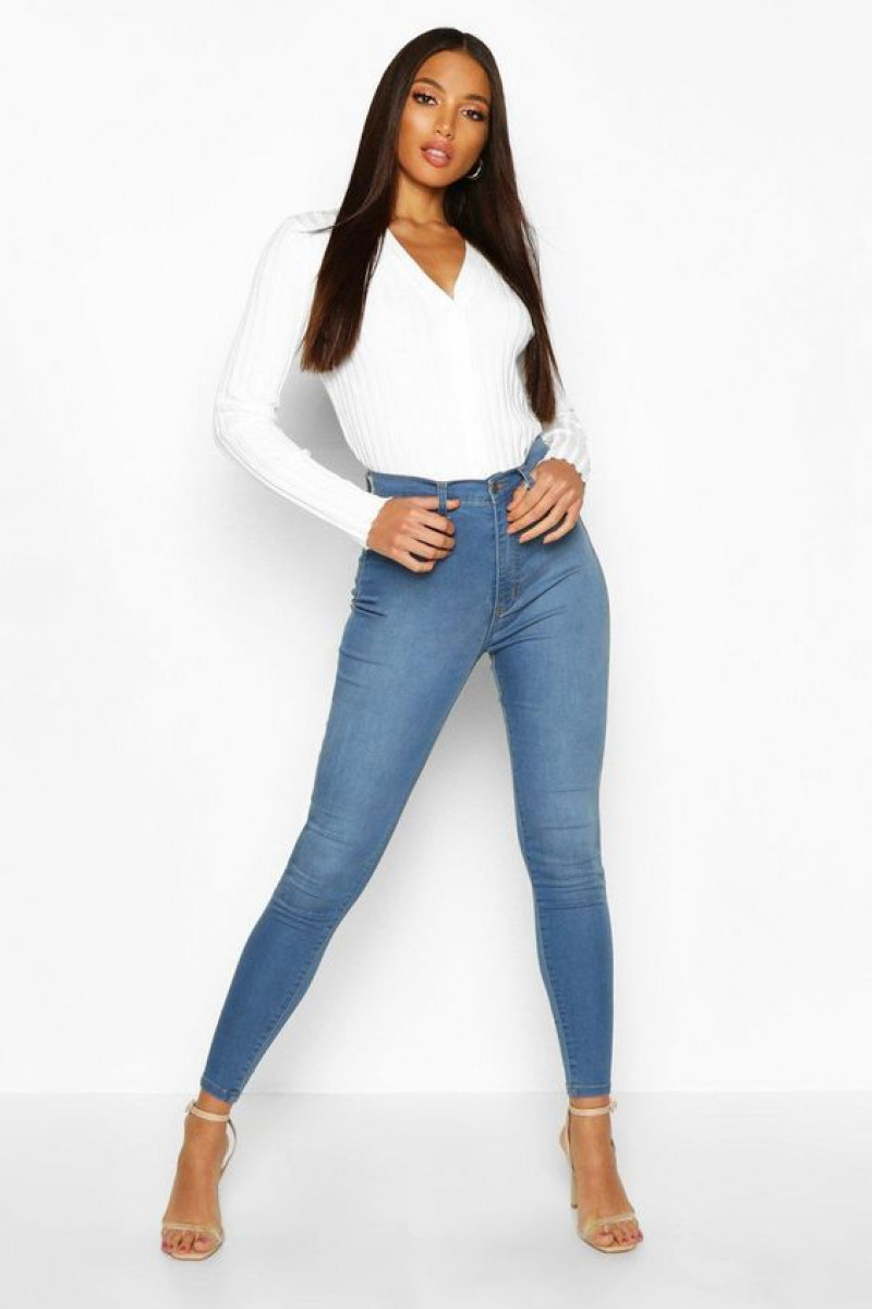 jeans, slim-fit pants, high-rise, mid rise, light blue casual trouser, white sweater, beige formal sandal