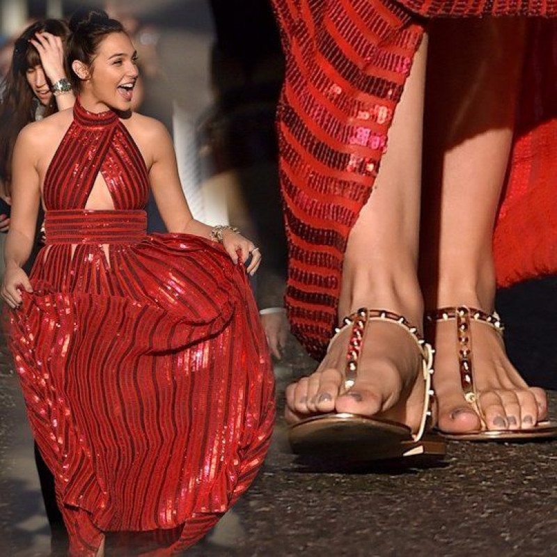 gal gadot flat shoes, high-heeled shoe, fashion model, wonder woman, gal gadot, red midi dress