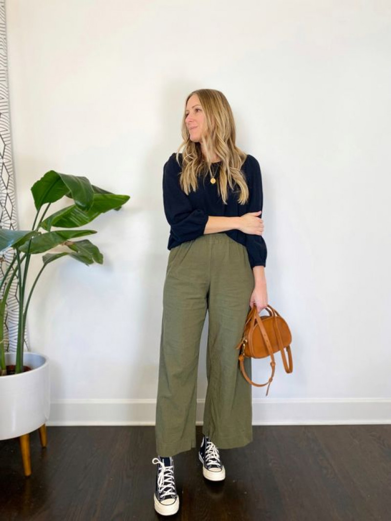 khaki sqaure pants