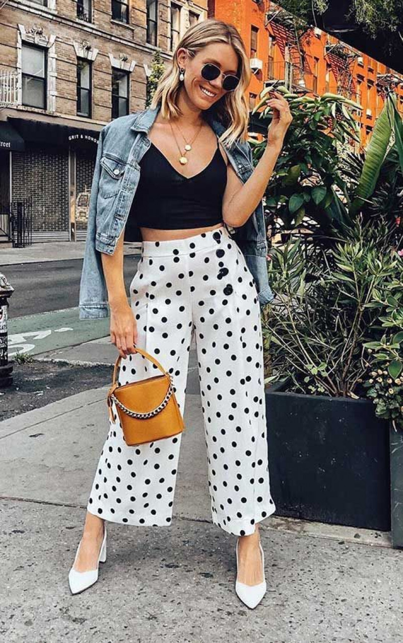 polka dot, crop top, white beach pant, white pump, polka dot pant