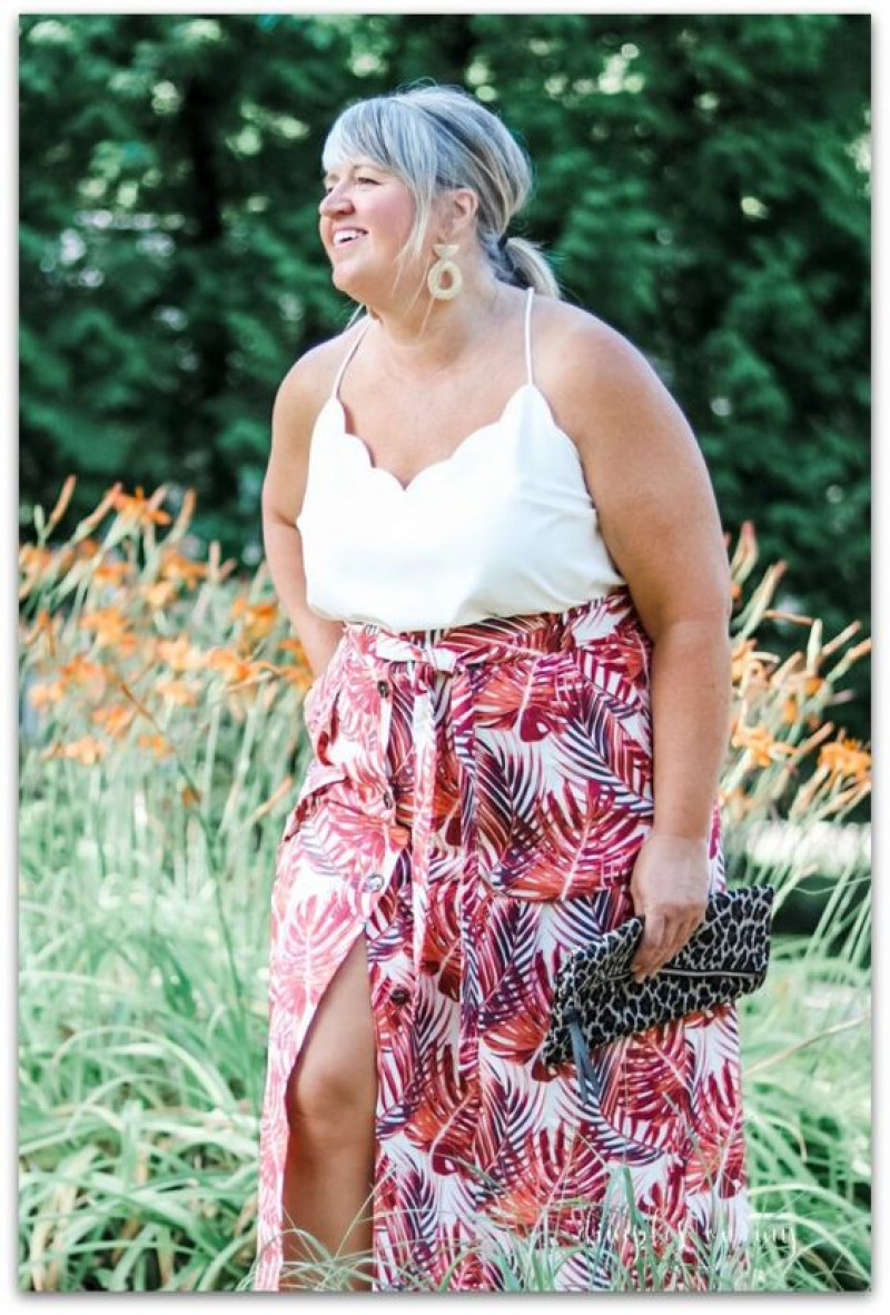 pink beach skirt skirt, white top