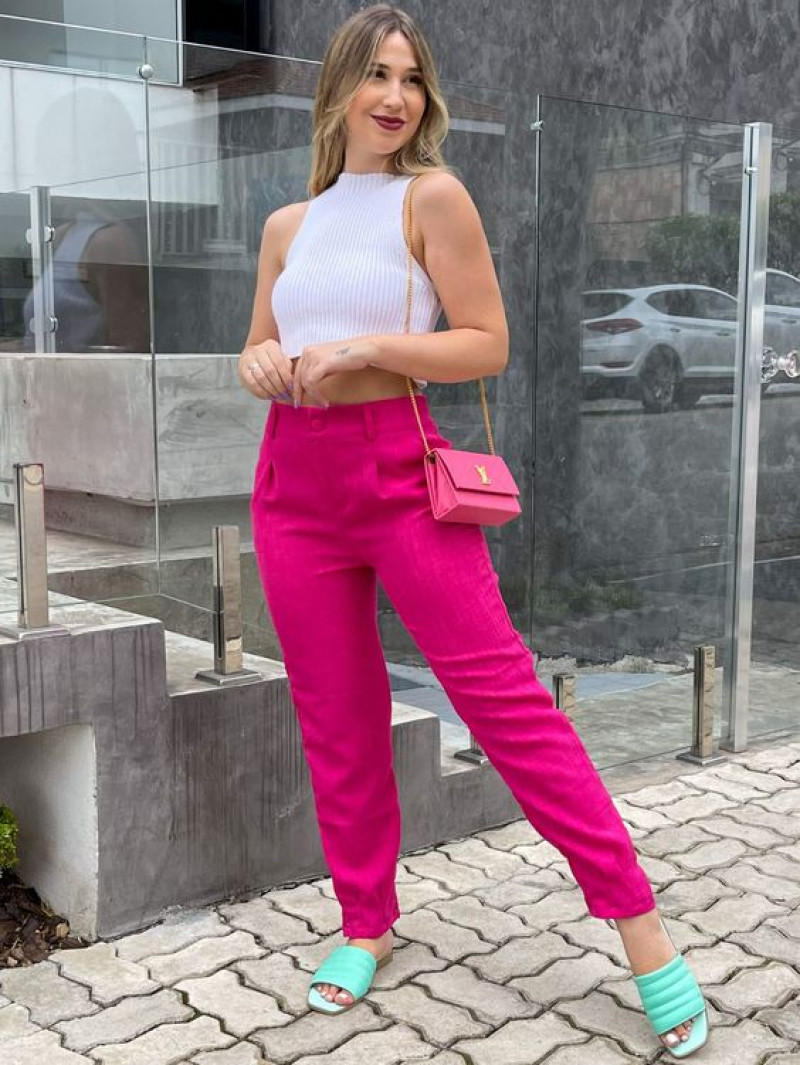 women's pants, men's pants, pink casual trouser, white knitted top, turquoise sandal