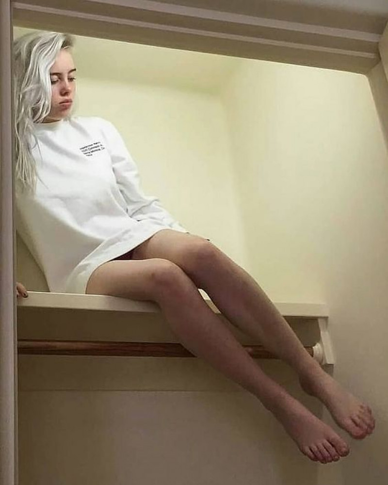 Billie Eilish Feet